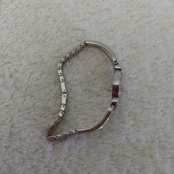 EUC Women's Stainless Steel Rhinestone Heart Designed Bulova Watch - Picture 5 of 15